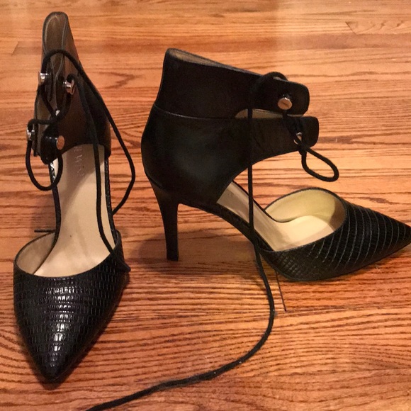 Nine West strap up heels - Picture 2 of 5